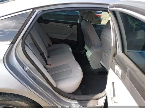 5NPE24AF6GH322469 2016 HYUNDAI SONATA - Image 8