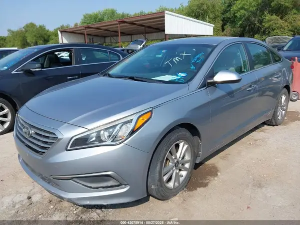 5NPE24AF6GH327400 2016 HYUNDAI SONATA - Image 2