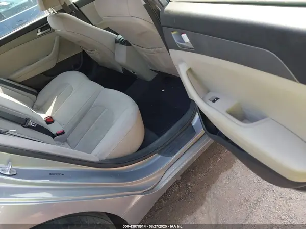5NPE24AF6GH327400 2016 HYUNDAI SONATA - Image 8