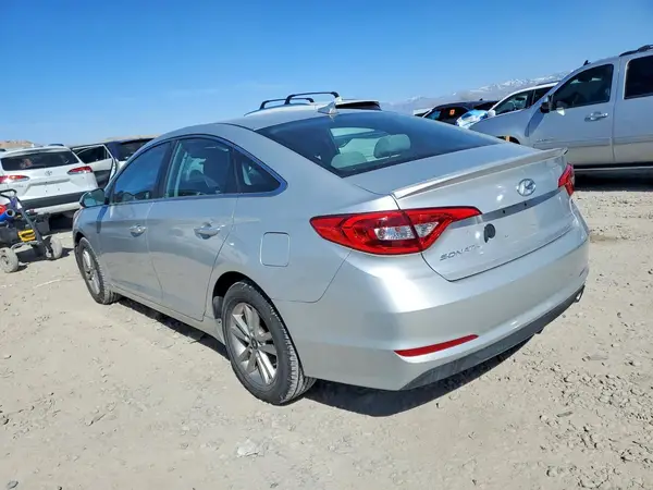 5NPE24AF6GH329325 2016 HYUNDAI SONATA - Image 2