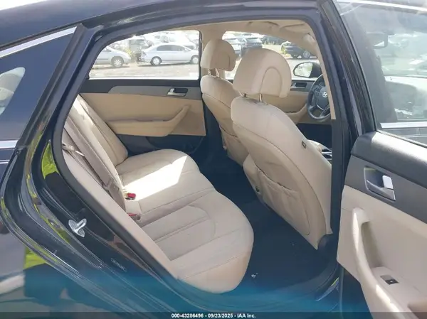 5NPE24AF6GH330684 2016 HYUNDAI SONATA - Image 8