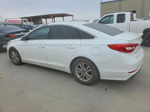 5NPE24AF6GH333018 2016 HYUNDAI SONATA - Image 2
