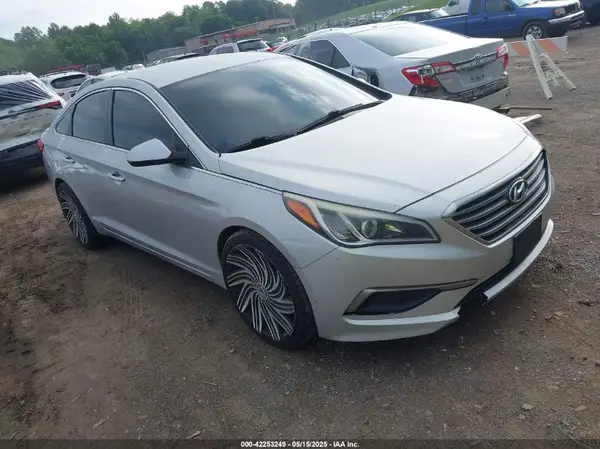 5NPE24AF6GH335092 2016 HYUNDAI SONATA - Image 1