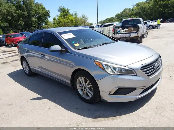 5NPE24AF6GH337571 2016 HYUNDAI SONATA - Image 1