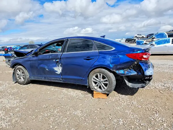 5NPE24AF6GH340647 2016 HYUNDAI SONATA - Image 2