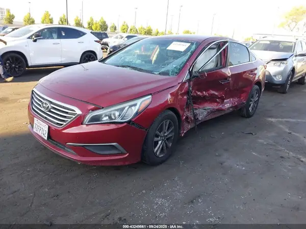 5NPE24AF6GH344231 2016 HYUNDAI SONATA - Image 2