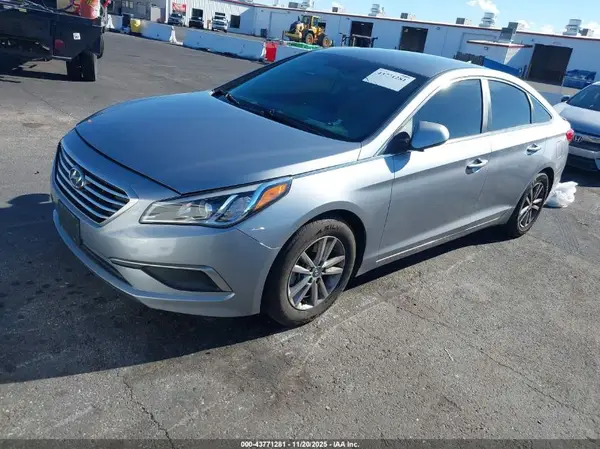 5NPE24AF6GH344276 2016 HYUNDAI SONATA - Image 2