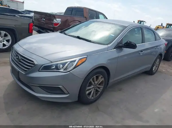 5NPE24AF6GH347145 2016 HYUNDAI SONATA - Image 2