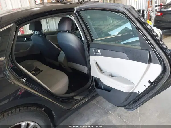 5NPE24AF6GH353236 2016 HYUNDAI SONATA - Image 8