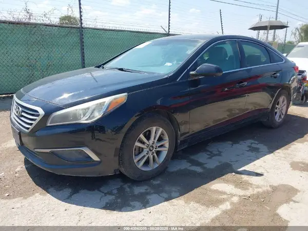 5NPE24AF6GH355584 2016 HYUNDAI SONATA - Image 2