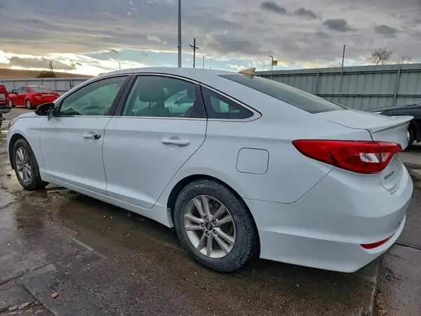 5NPE24AF6GH357545 2016 HYUNDAI SONATA - Image 2