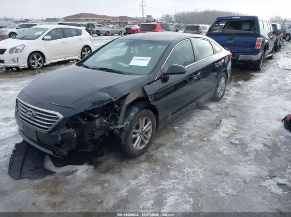 5NPE24AF6GH358579 2016 HYUNDAI SONATA - Image 2