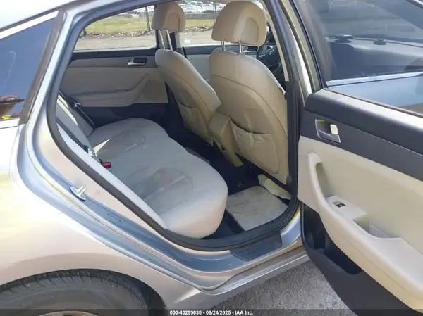5NPE24AF6GH358792 2016 HYUNDAI SONATA - Image 8