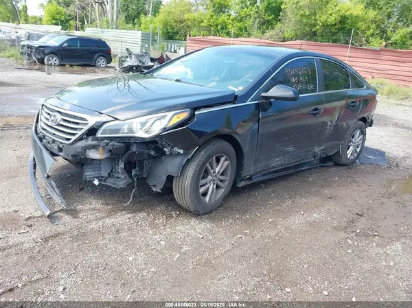 5NPE24AF6GH359201 2016 HYUNDAI SONATA - Image 2