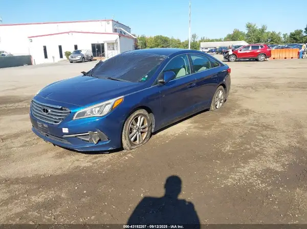 5NPE24AF6GH359666 2016 HYUNDAI SONATA - Image 2