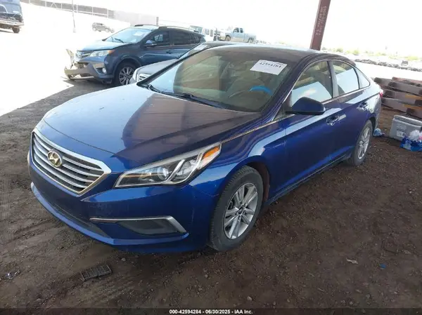 5NPE24AF6GH363698 2016 HYUNDAI SONATA - Image 2