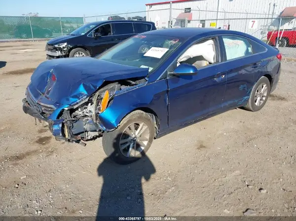 5NPE24AF6GH368979 2016 HYUNDAI SONATA - Image 2