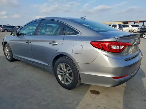 5NPE24AF6GH376757 2016 HYUNDAI SONATA - Image 2