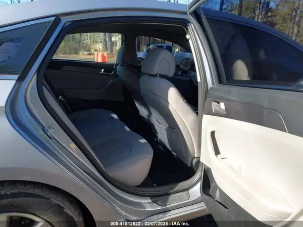 5NPE24AF6GH386219 2016 HYUNDAI SONATA - Image 8