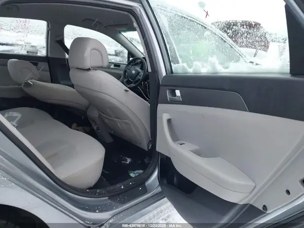 5NPE24AF6GH386253 2016 HYUNDAI SONATA - Image 8