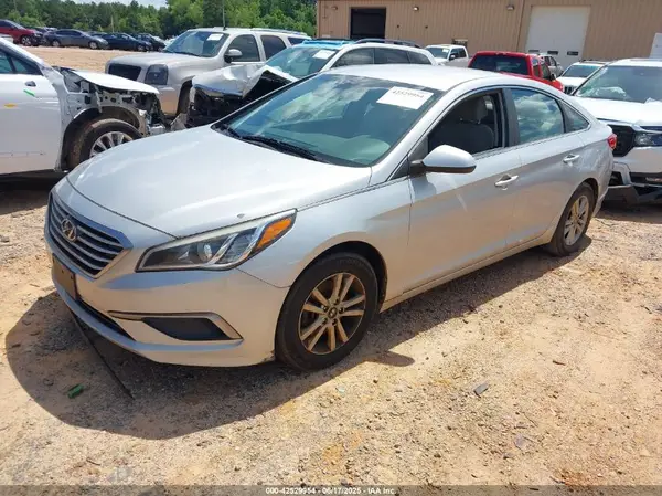 5NPE24AF6GH387760 2016 HYUNDAI SONATA - Image 2