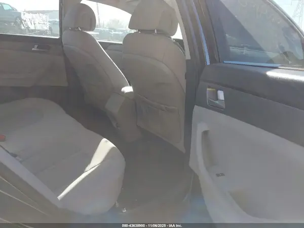 5NPE24AF6GH388889 2016 HYUNDAI SONATA - Image 8