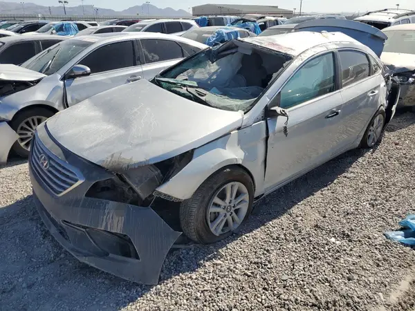 5NPE24AF6GH392599 2016 HYUNDAI SONATA - Image 1