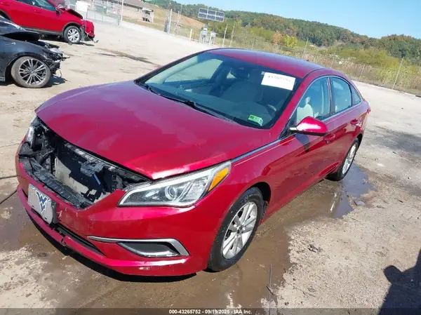 5NPE24AF6GH397060 2016 HYUNDAI SONATA - Image 2