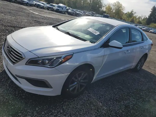 5NPE24AF6GH402435 2016 HYUNDAI SONATA - Image 1
