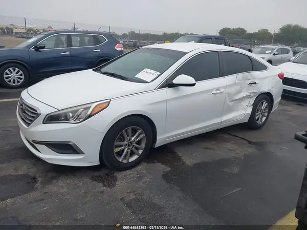 5NPE24AF6GH404833 2016 HYUNDAI SONATA - Image 2