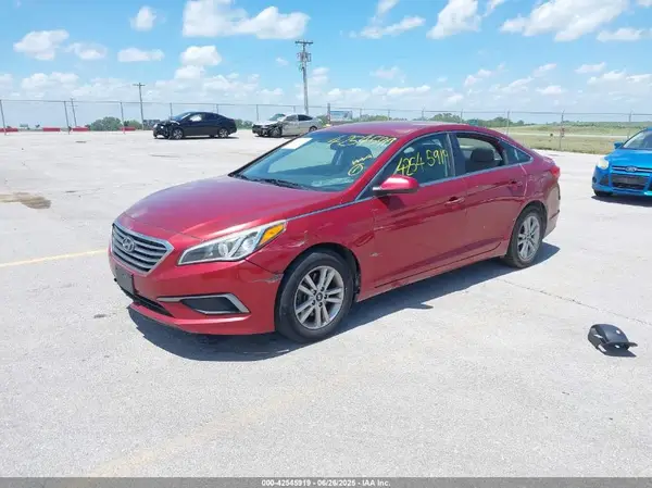 5NPE24AF6GH417324 2016 HYUNDAI SONATA - Image 2