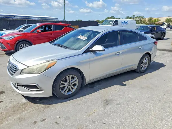 5NPE24AF6GH417825 2016 HYUNDAI SONATA - Image 1