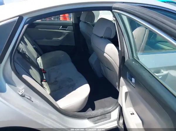 5NPE24AF6GH418750 2016 HYUNDAI SONATA - Image 8