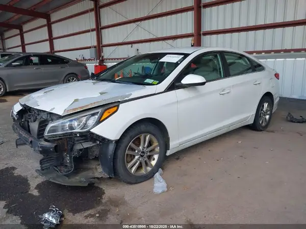 5NPE24AF6GH426900 2016 HYUNDAI SONATA - Image 2