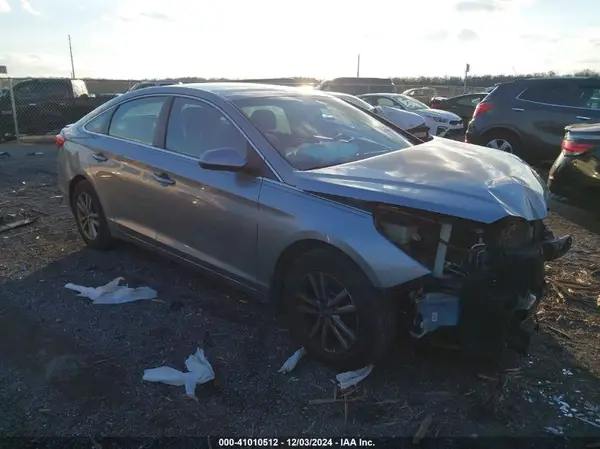 5NPE24AF6GH429716 2016 HYUNDAI SONATA - Image 1