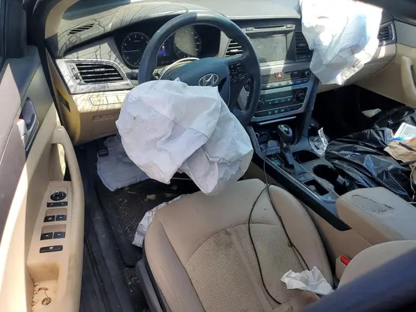 5NPE24AF6HH437039 2017 HYUNDAI SONATA - Image 8