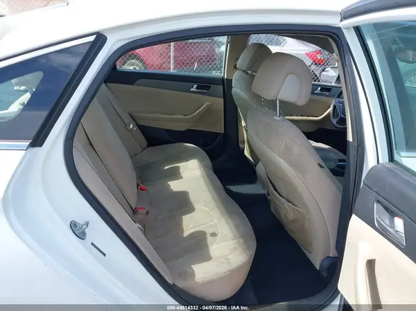 5NPE24AF6HH437204 2017 HYUNDAI SONATA - Image 8