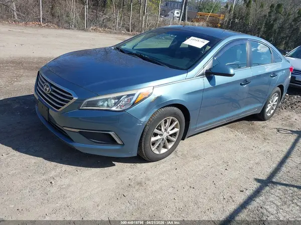 5NPE24AF6HH439874 2017 HYUNDAI SONATA - Image 2