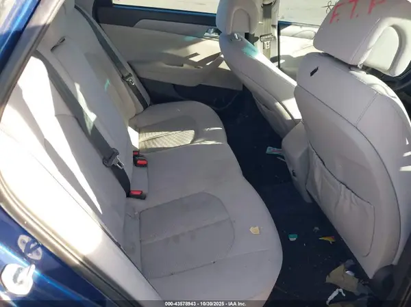 5NPE24AF6HH441074 2017 HYUNDAI SONATA - Image 8