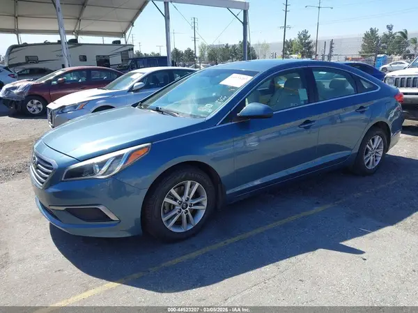 5NPE24AF6HH442869 2017 HYUNDAI SONATA - Image 2