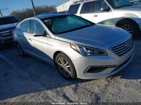 5NPE24AF6HH446937 2017 HYUNDAI SONATA - Image 1