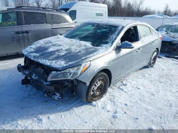 5NPE24AF6HH449496 2017 HYUNDAI SONATA - Image 2
