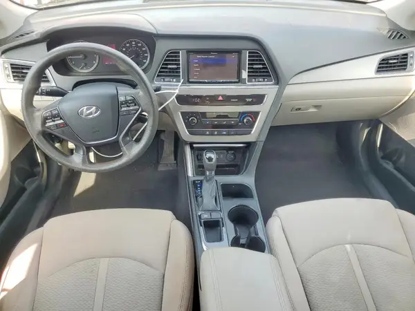 5NPE24AF6HH452737 2017 HYUNDAI SONATA - Image 8