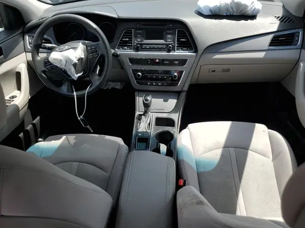 5NPE24AF6HH452995 2017 HYUNDAI SONATA - Image 8