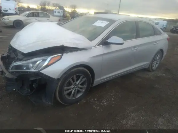 5NPE24AF6HH457839 2017 HYUNDAI SONATA - Image 2