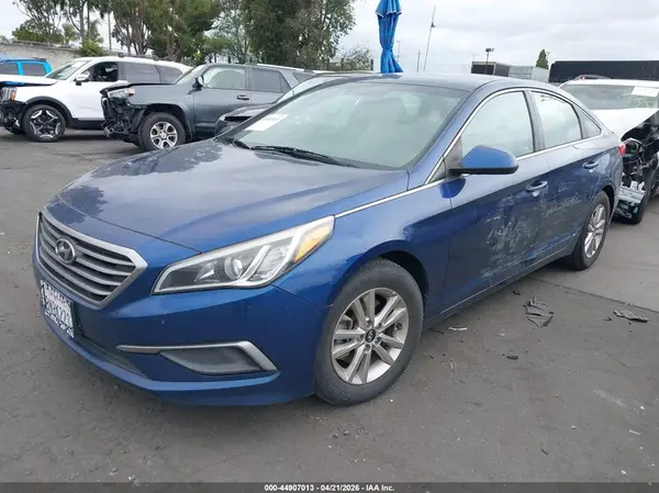 5NPE24AF6HH460952 2017 HYUNDAI SONATA - Image 2