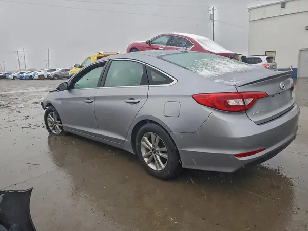 5NPE24AF6HH463530 2017 HYUNDAI SONATA - Image 2