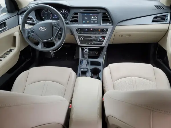 5NPE24AF6HH464676 2017 HYUNDAI SONATA - Image 8