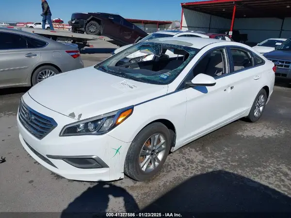 5NPE24AF6HH466931 2017 HYUNDAI SONATA - Image 2