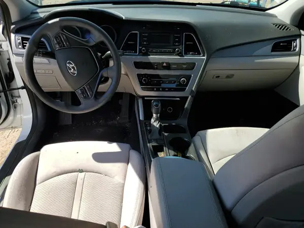 5NPE24AF6HH468680 2017 HYUNDAI SONATA - Image 8